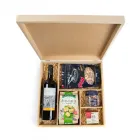 Kit vinho com bisnaga de queijo e torradinhas para final de ano - 1859258