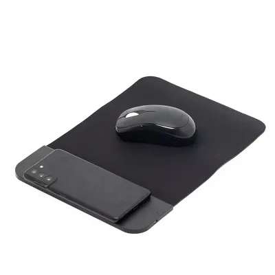 Mouse pad com carregamento via indução