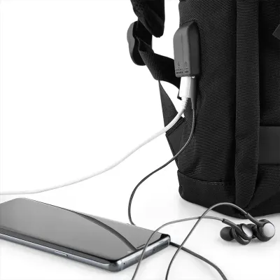 Mochila para Notebook com USB - 2039663