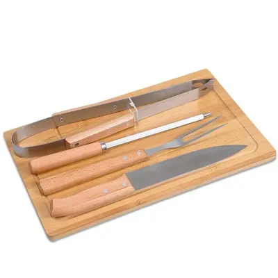 Kit Churrasco 5 Peças com Tábua de Bambu