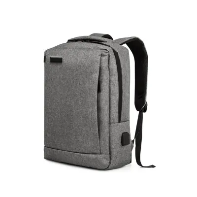 Mochila para notebook em 300D com placa de personalização.