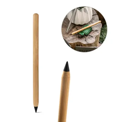 Caneta sem tinta com ponta de liga metálica em bambu