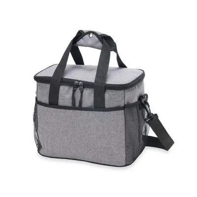 Bolsa térmica de nylon 14 litros com bolso frontal e bolsos laterais em malha. Compartimento principal com revestimento térmico soldado 