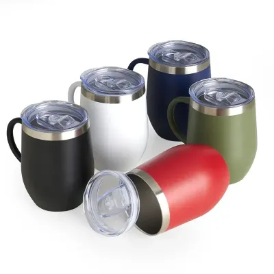 Caneca térmica de inox com capacidade de 350ml, material livre de BPA.