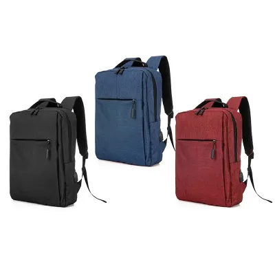 Mochila de nylon 21 litros com três compartimentos, sendo o principal com bolso para notebook 156