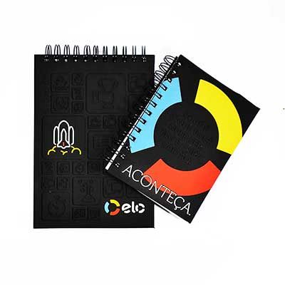 Caderno com capa emborrachada